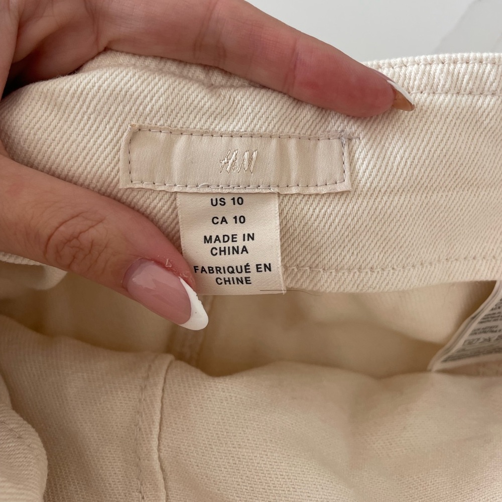 H&M Wrapover Tie High-Waisted Twill Skirt‎ - Picture 7 of 9